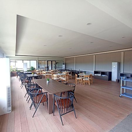 Onyx Hotel & Villa Tanjunguban Екстериор снимка