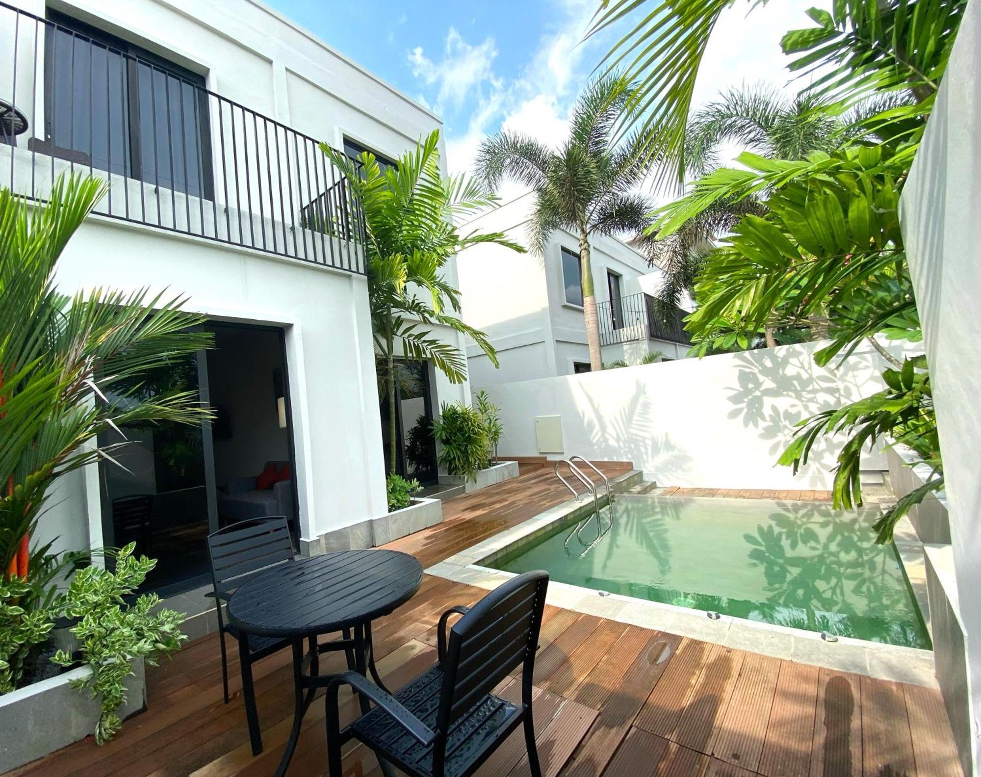 Onyx Hotel & Villa Tanjunguban Екстериор снимка
